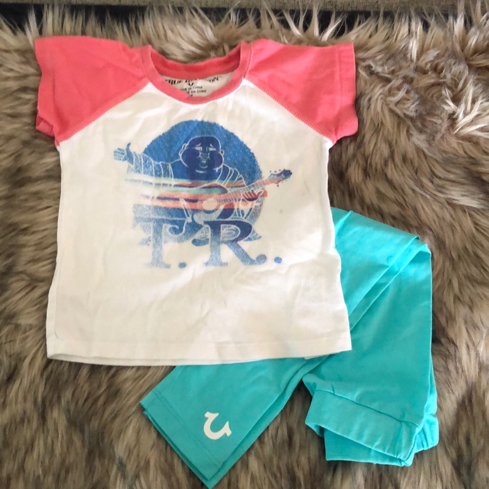 3x$20 🎇True Religion Set